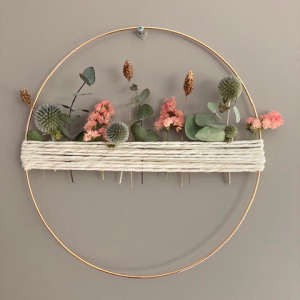 Cercle de fleurs séchées