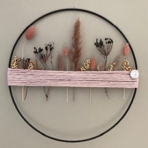 Cercle de fleurs séchées