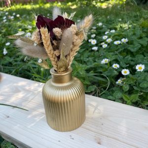 Bouquet de fleurs séchées et son vase